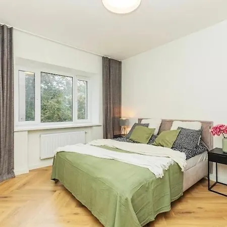 Cosy Reiman Center Free Parking Apartmán