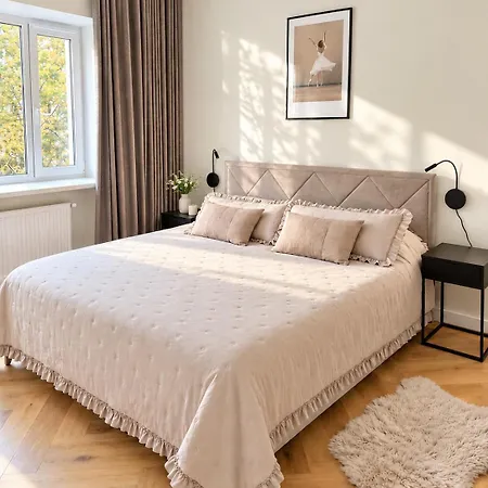 Cosy Reiman Center Free Parking Apartment *