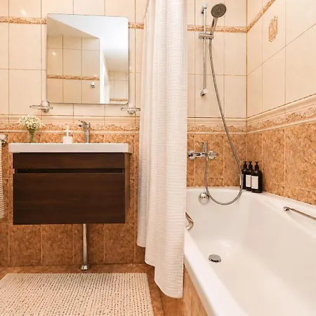 Apartment Cosy Reiman Center Free Parking *